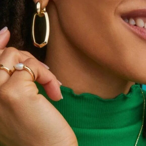 Kendra Scott DANIELLE Link 2 Tone Reversible Earrings
NWT - Picture 2 of 10